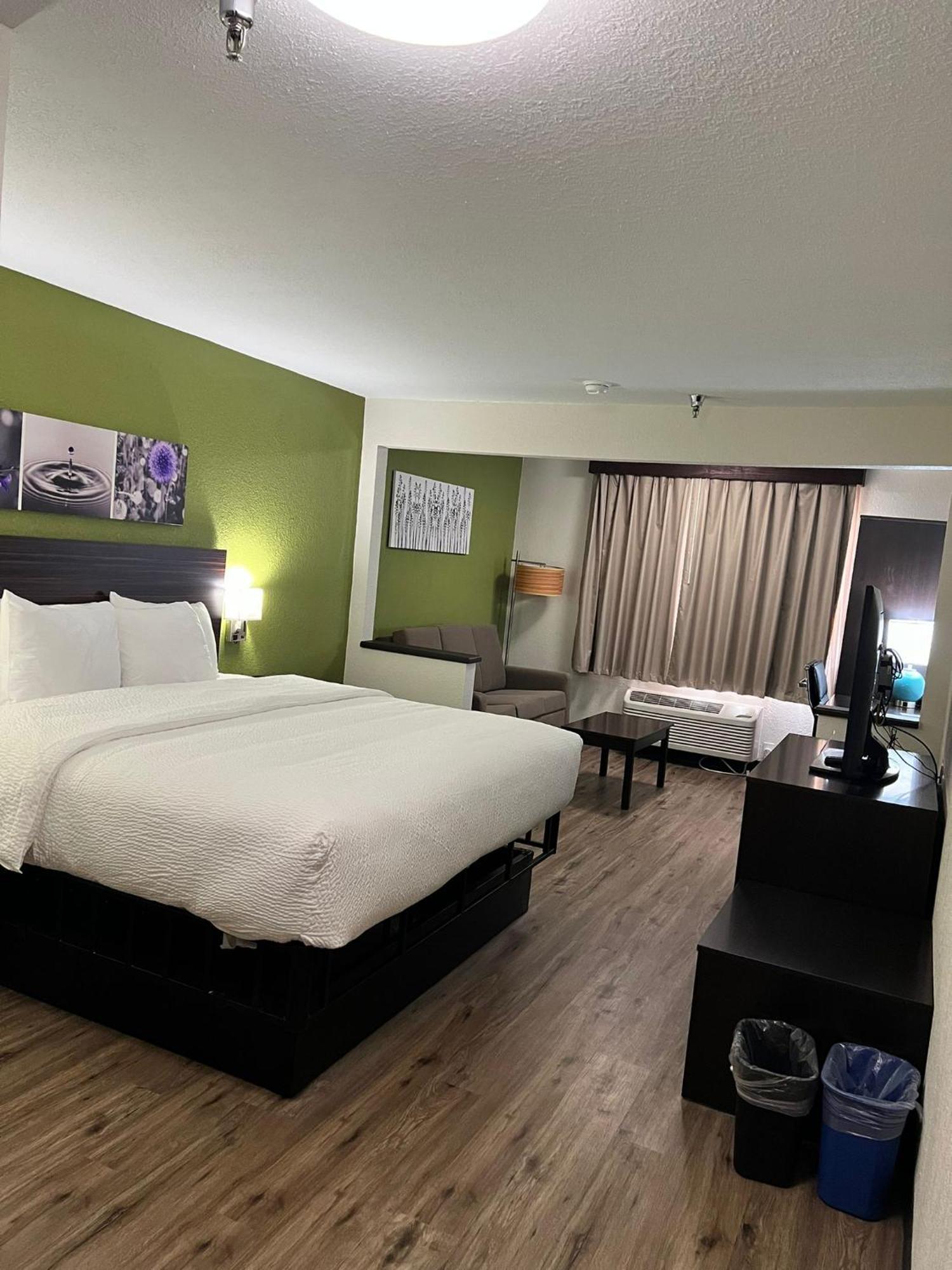 Sleep Inn & Suites Salina I-135 Kültér fotó