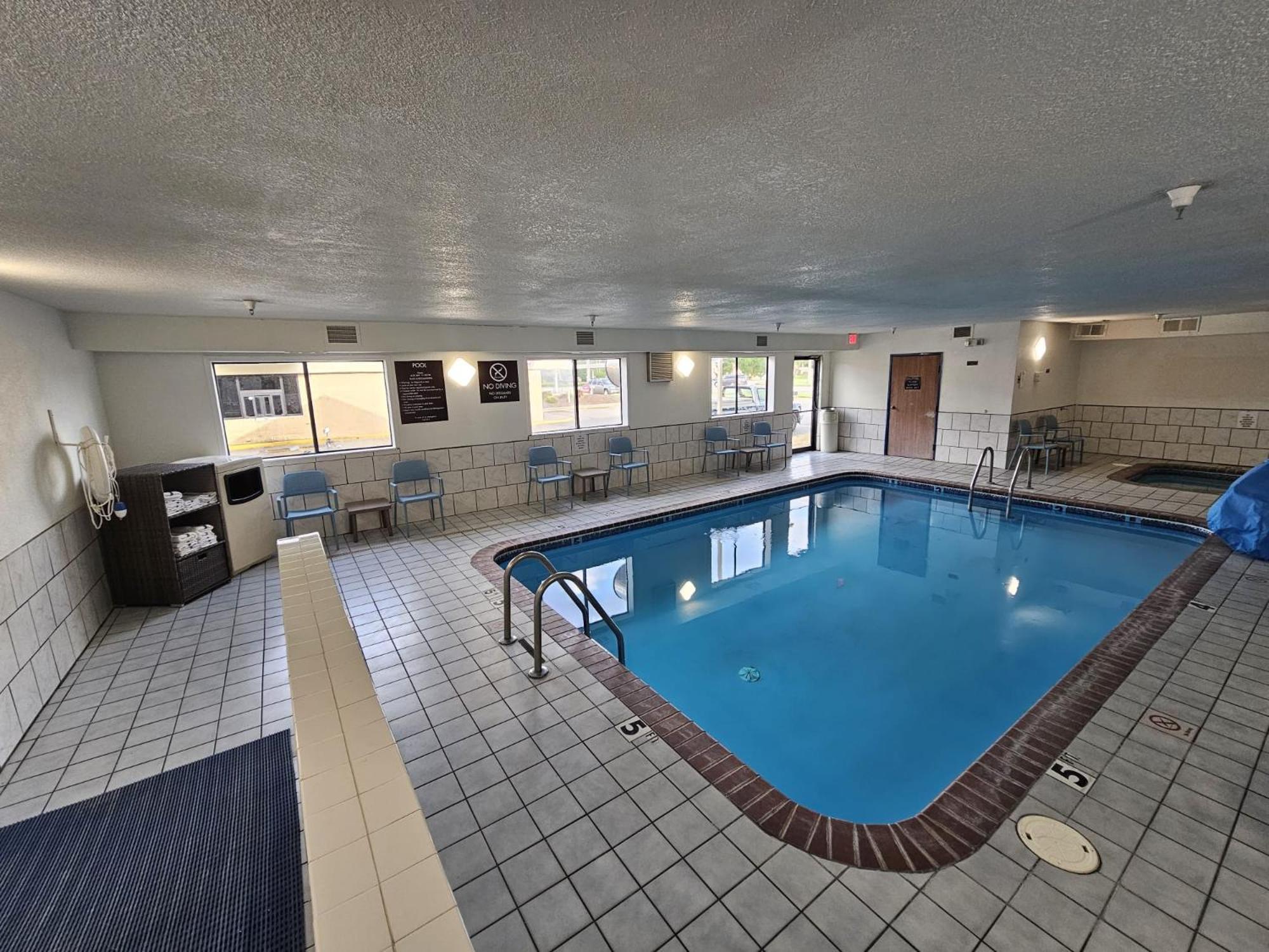 Sleep Inn & Suites Salina I-135 Kültér fotó