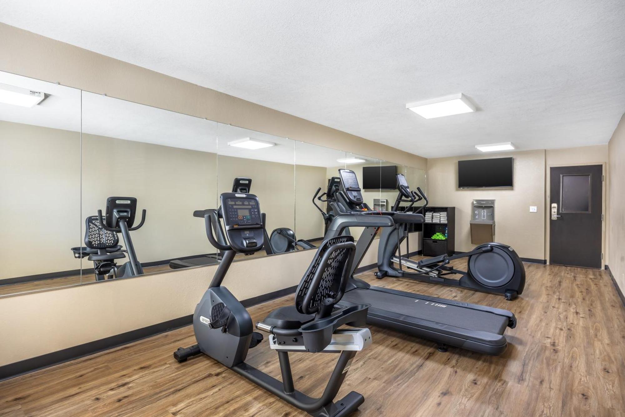 Sleep Inn & Suites Salina I-135 Kültér fotó