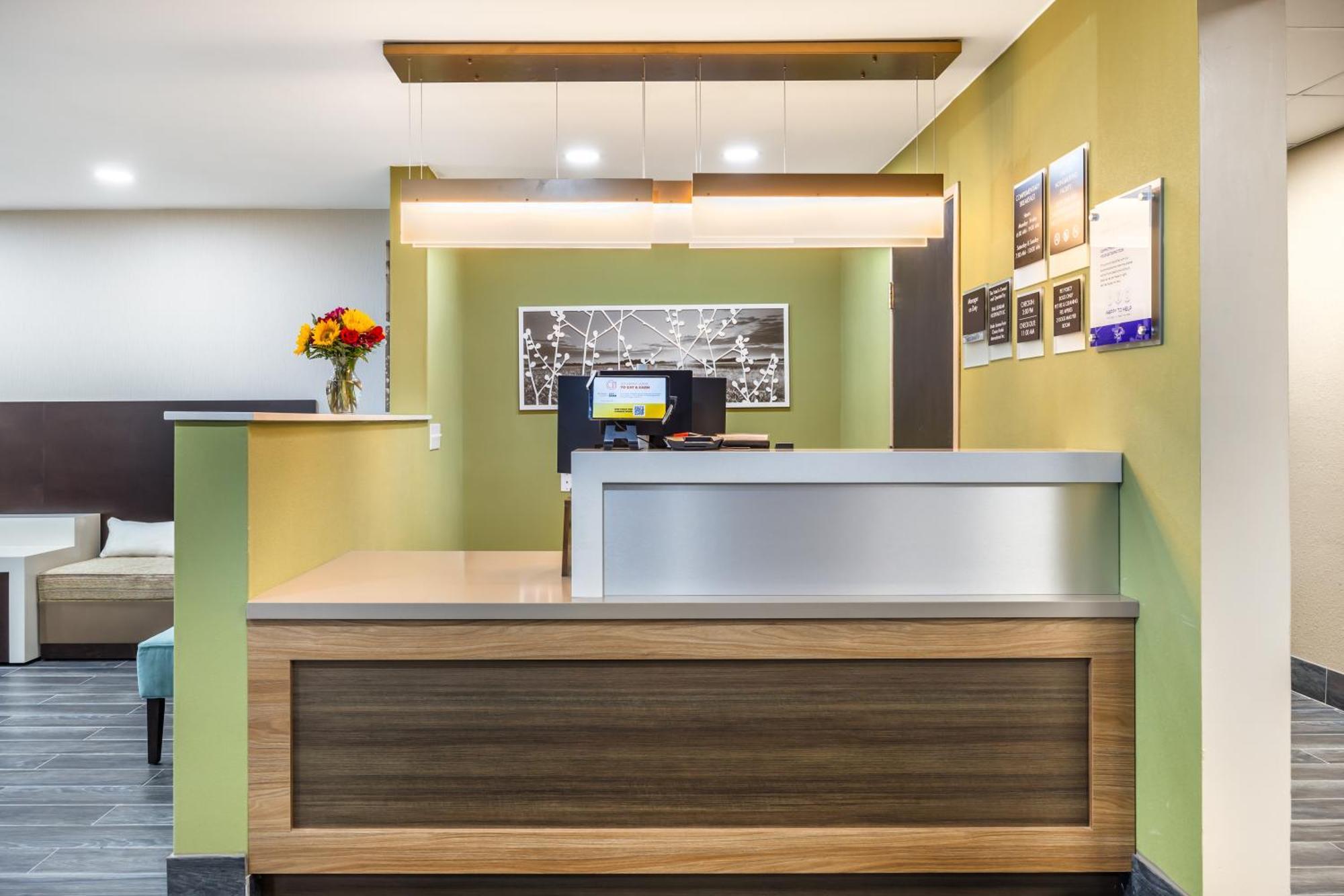 Sleep Inn & Suites Salina I-135 Kültér fotó